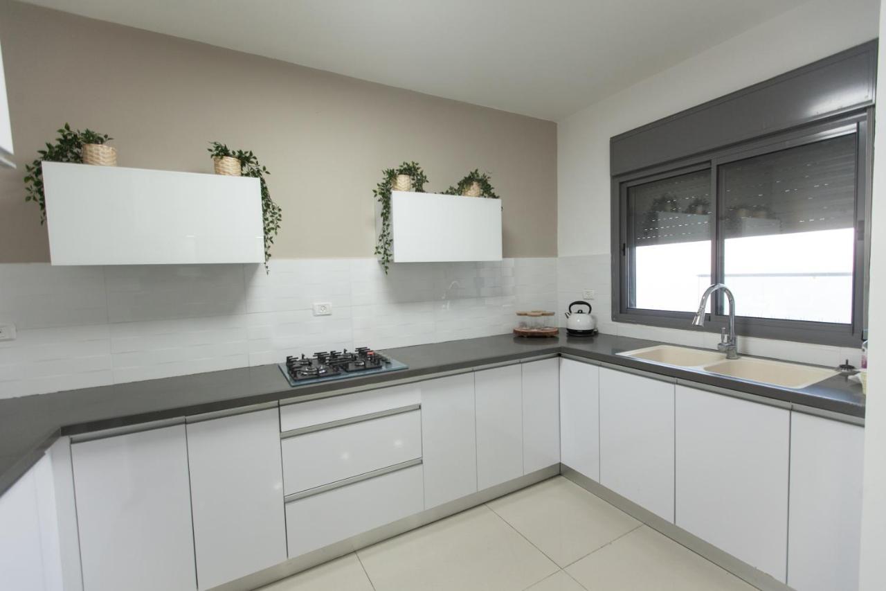 Luxury Apartment Of Sea Galilee - Kinneret 티베리아 외부 사진